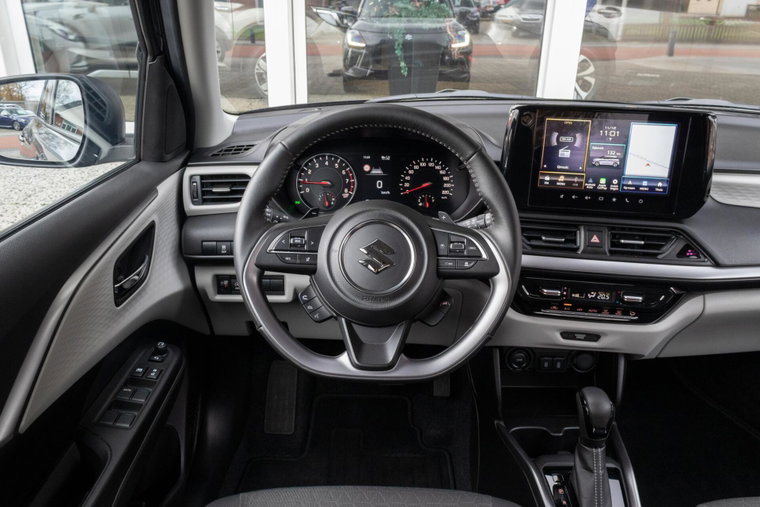 Vehicle Image 15