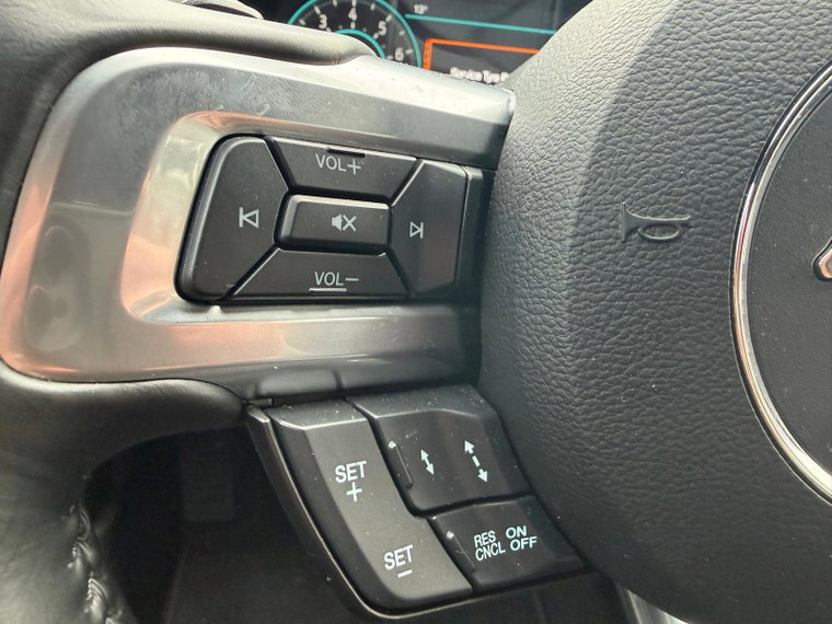 Vehicle Image 24