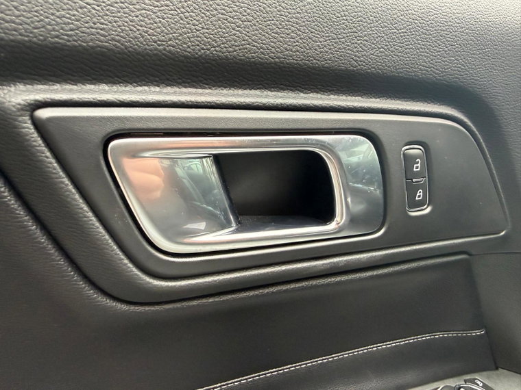 Vehicle Image 39