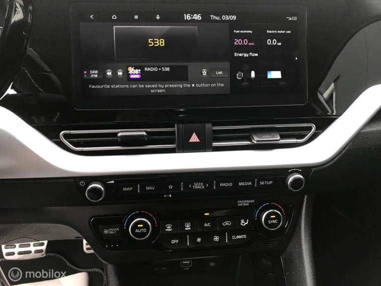 Vehicle Image 17