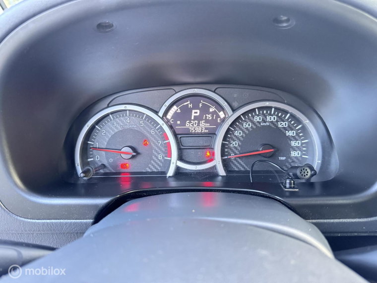 Vehicle Image 19
