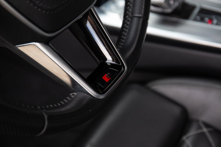 Vehicle Image 30