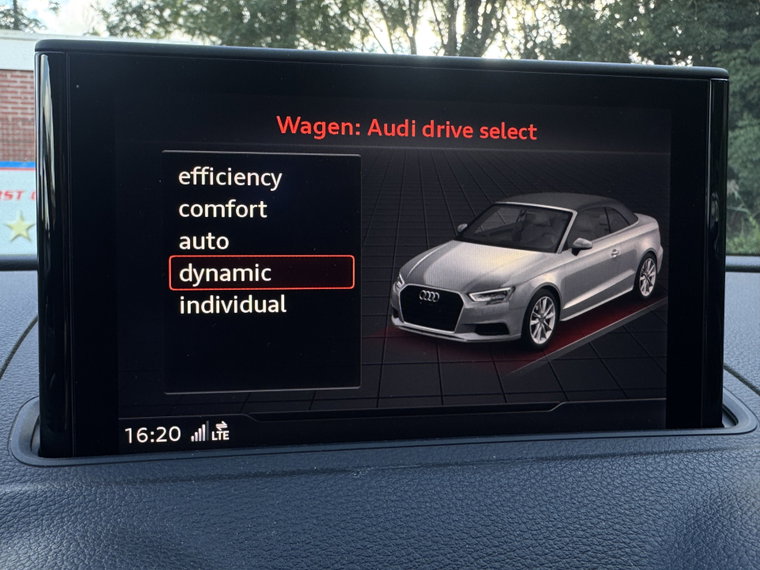 Vehicle Image 33