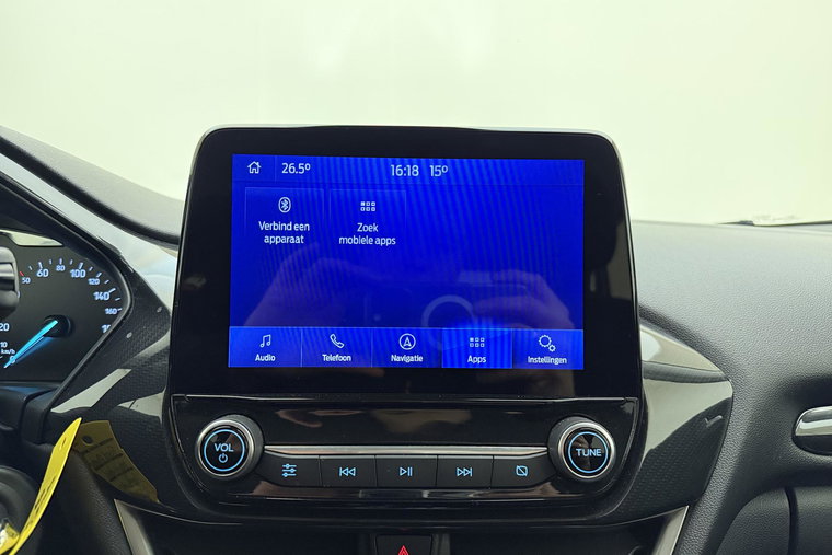 Vehicle Image 25
