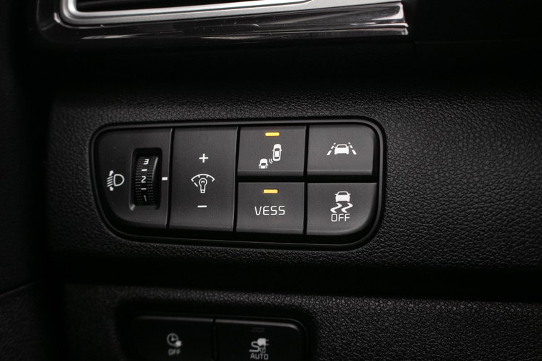Vehicle Image 28