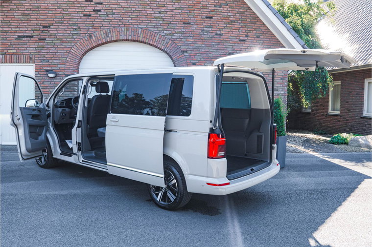 Vehicle Image 33