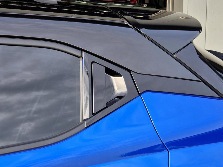 Vehicle Image 33