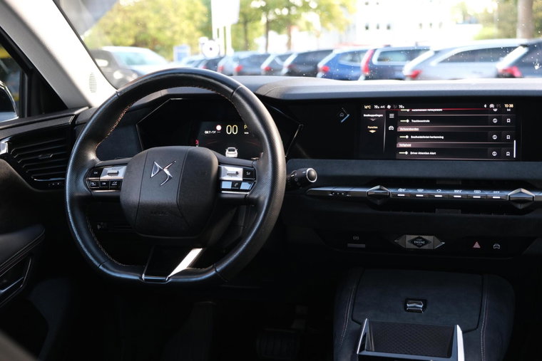 Vehicle Image 31