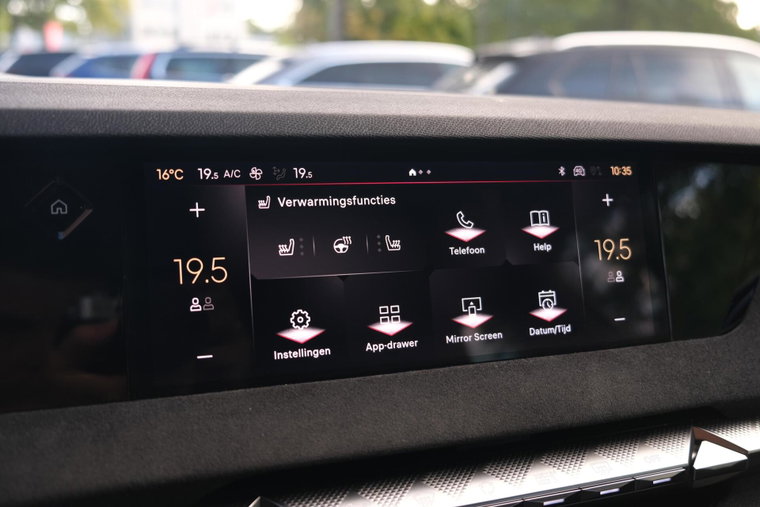 Vehicle Image 41