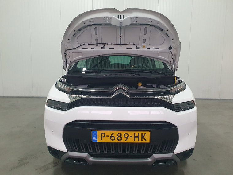 Vehicle Image 21