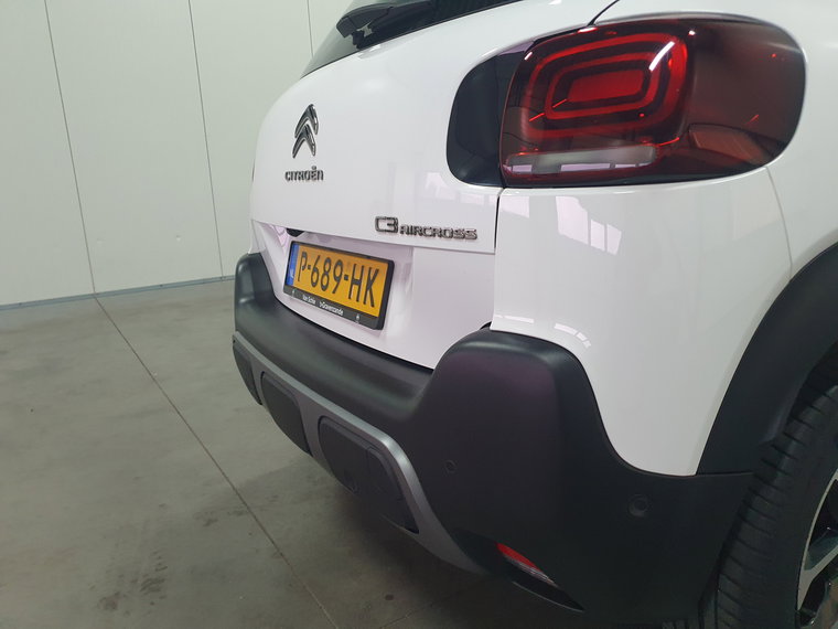 Vehicle Image 28