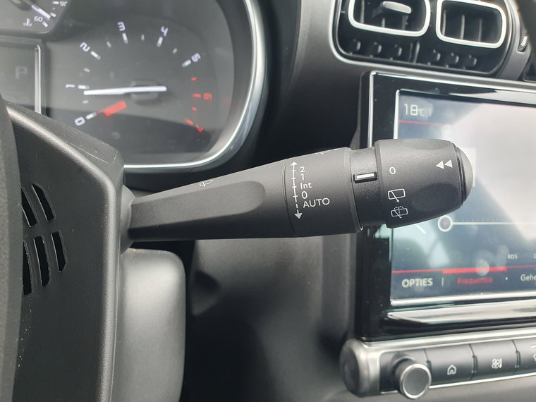 Vehicle Image 41