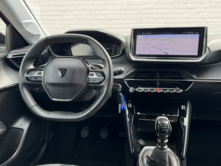 Vehicle Image 38