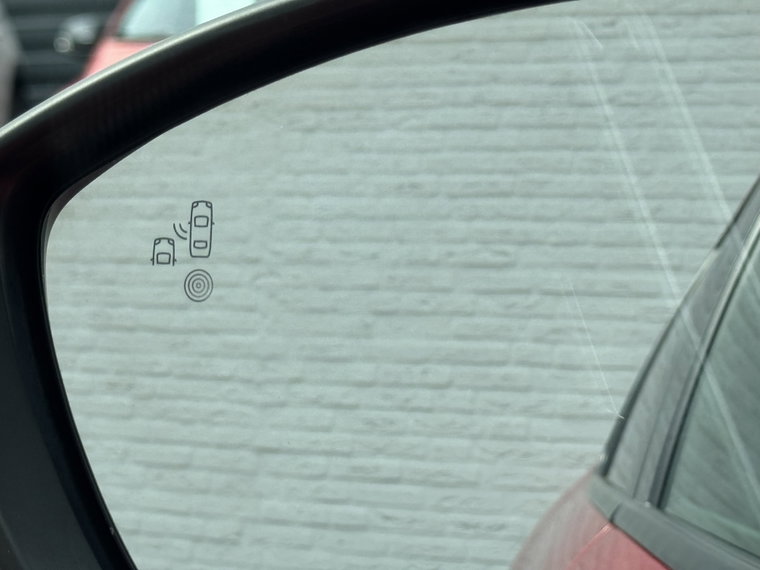 Vehicle Image 48