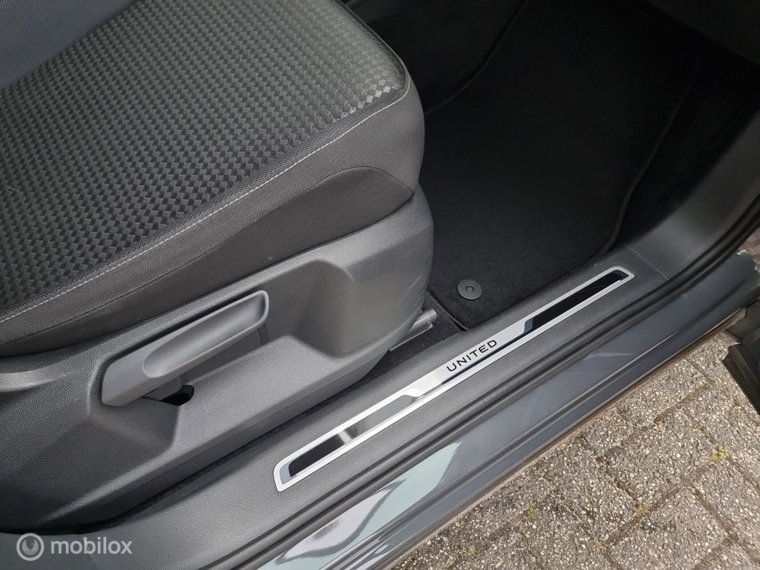 Vehicle Image 31