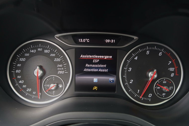 Vehicle Image 28