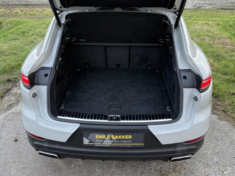 Vehicle Image 38