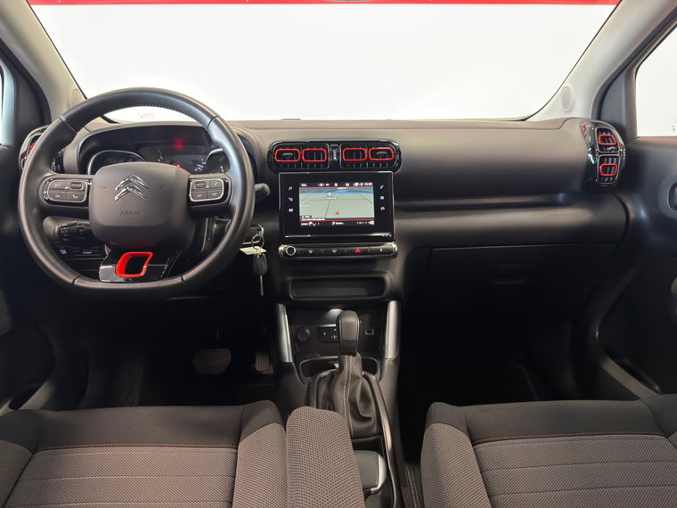 Vehicle Image 16
