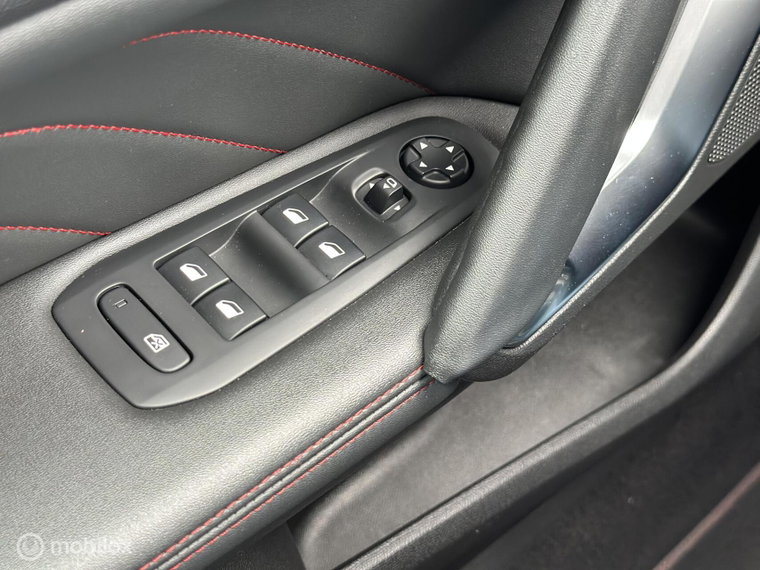 Vehicle Image 34