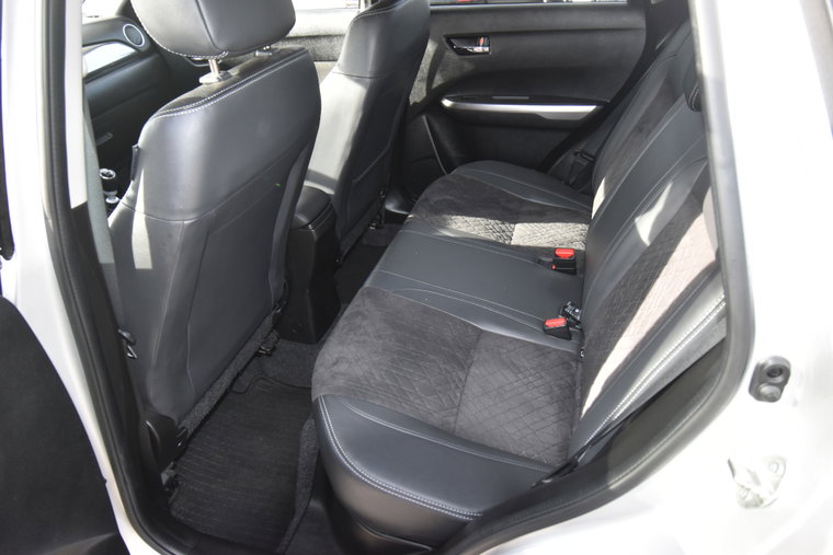 Vehicle Image 22