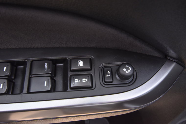 Vehicle Image 24