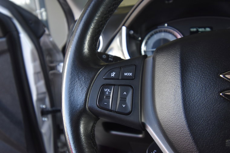 Vehicle Image 40
