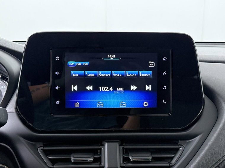 Vehicle Image 13