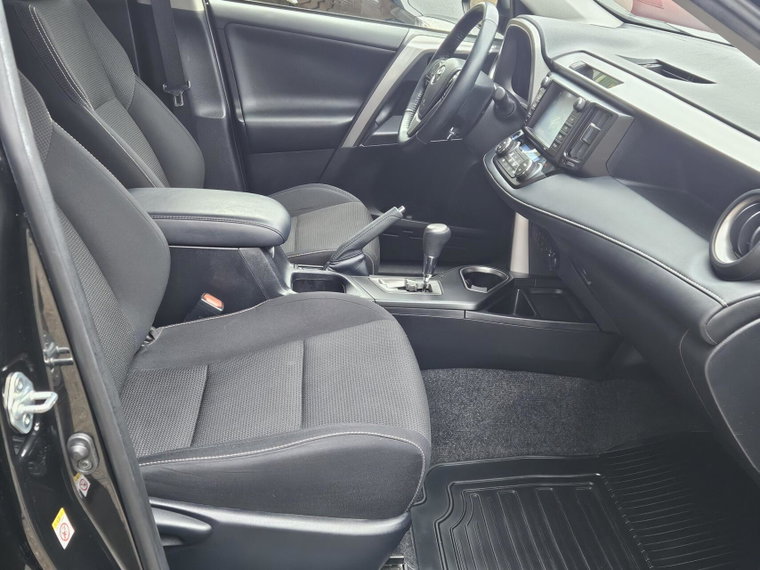 Vehicle Image 36