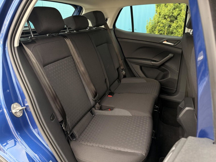 Vehicle Image 26