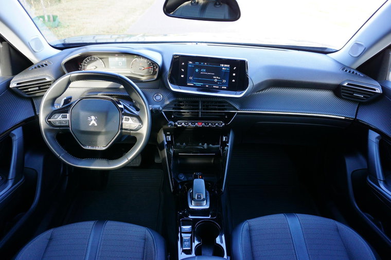 Vehicle Image 30