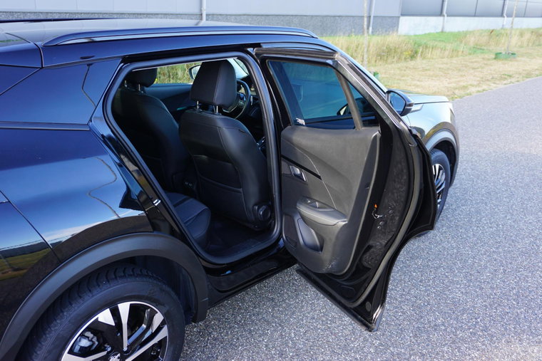 Vehicle Image 31