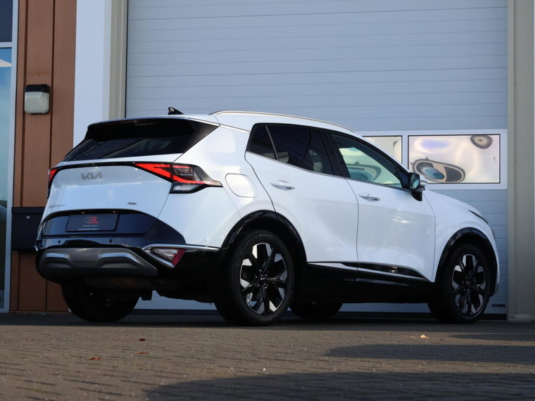 Vehicle Image 33