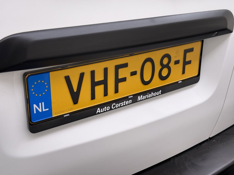 Vehicle Image 35