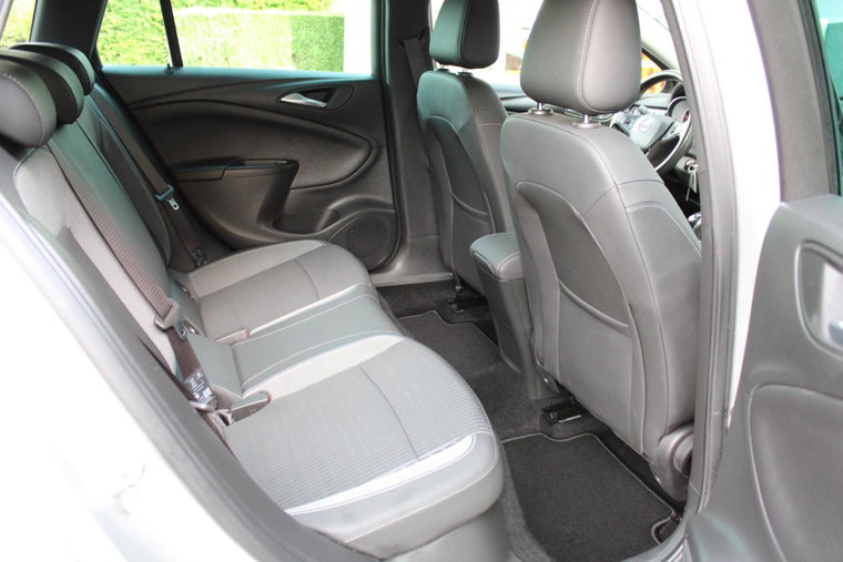 Vehicle Image 15