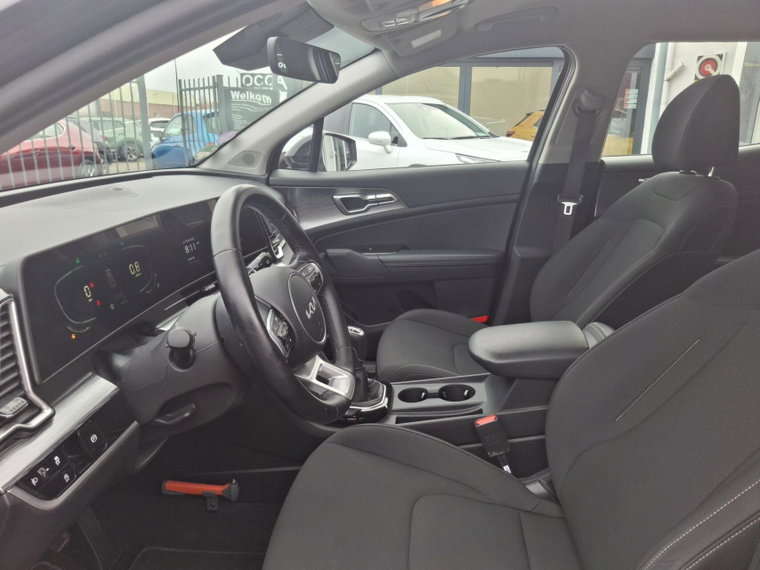 Vehicle Image 22
