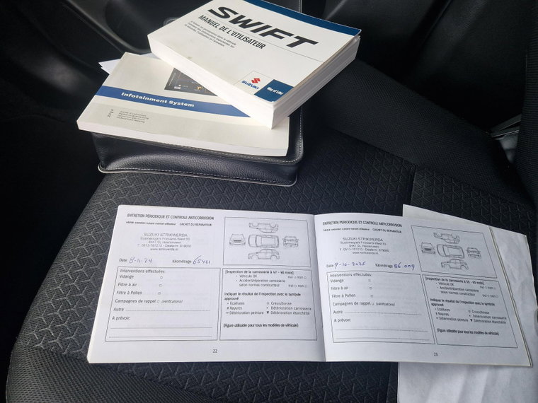 Vehicle Image 11