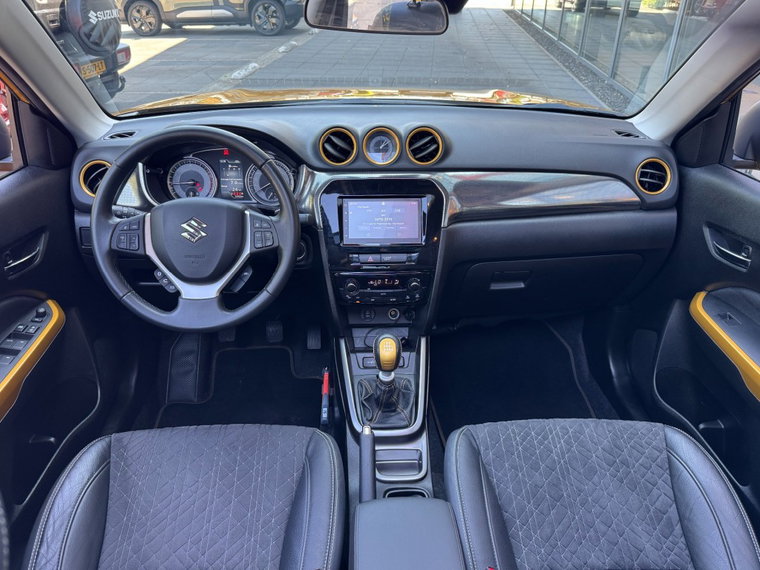 Vehicle Image 22