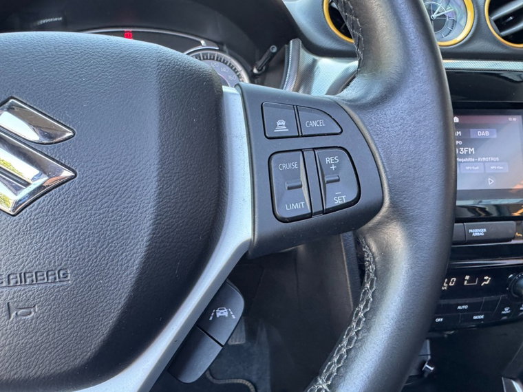 Vehicle Image 23