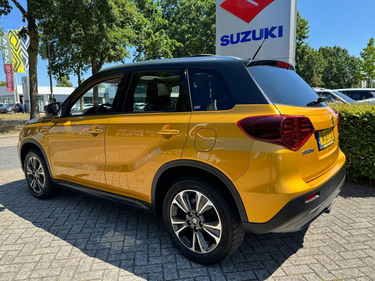 Vehicle Image 7