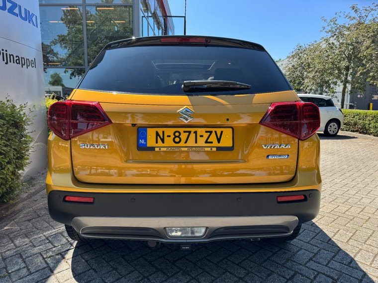 Vehicle Image 8