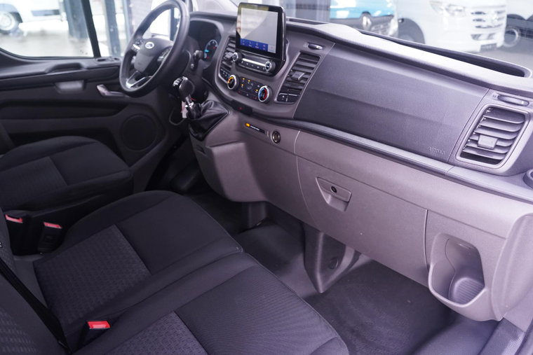 Vehicle Image 22