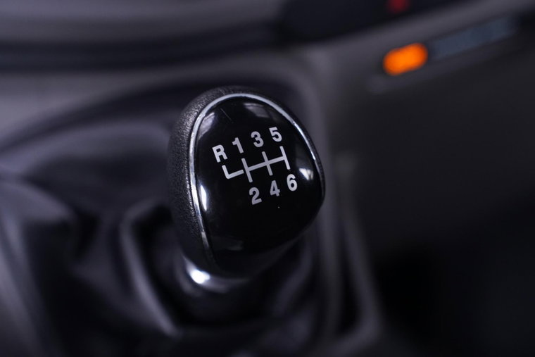 Vehicle Image 35