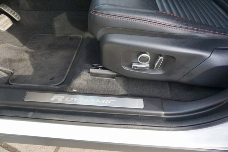 Vehicle Image 20