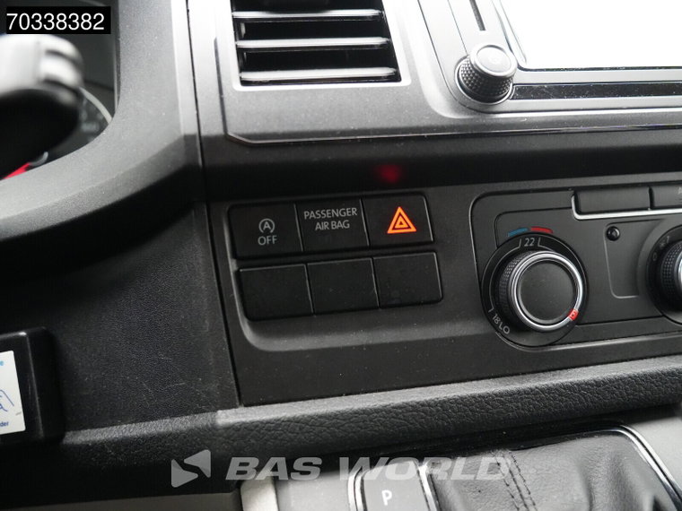 Vehicle Image 45