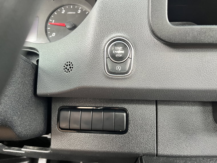 Vehicle Image 39