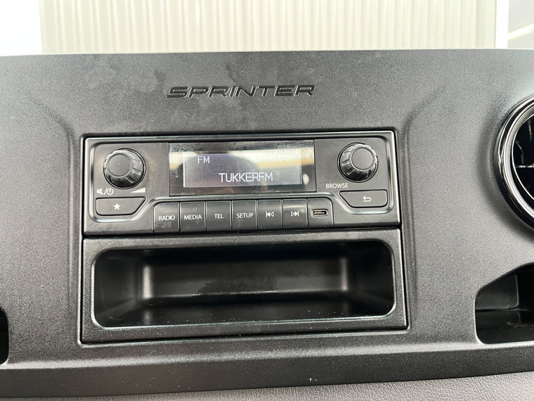 Vehicle Image 41