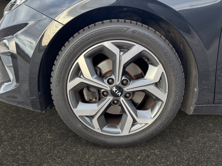 Vehicle Image 23