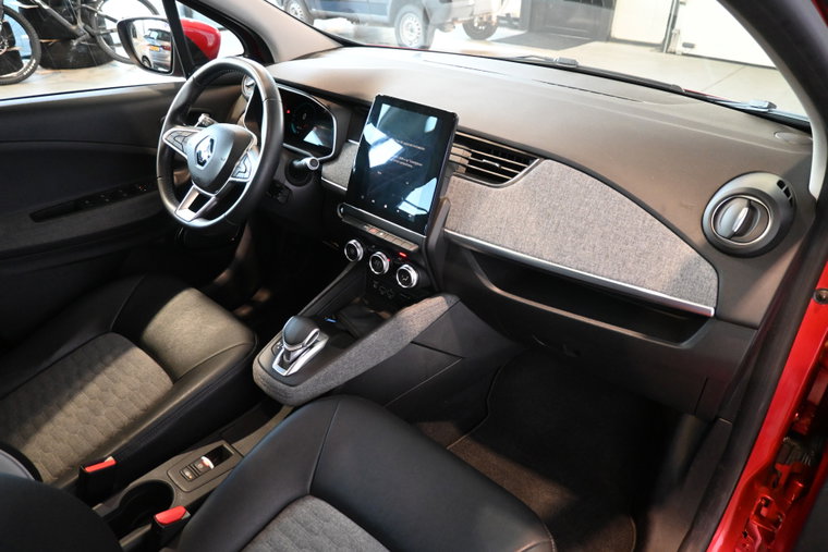 Vehicle Image 30