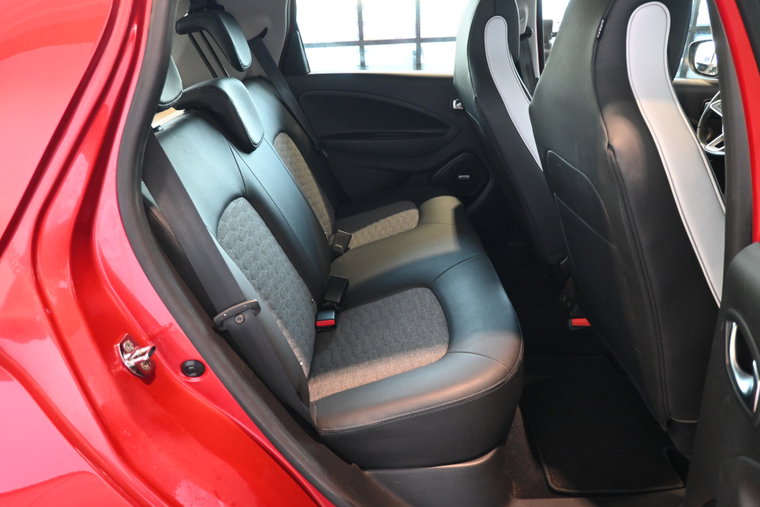 Vehicle Image 31