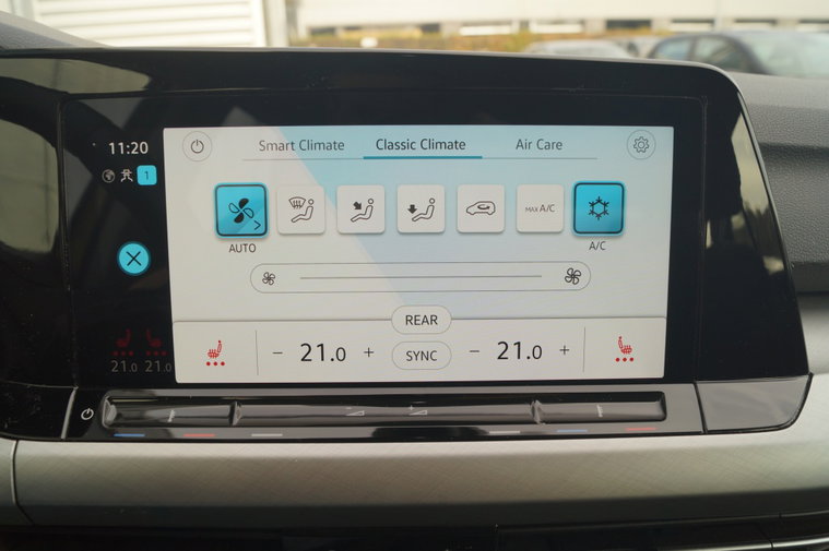 Vehicle Image 19
